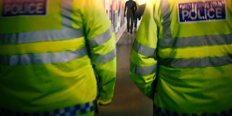 İngiltere’de son 4 yılda 2 bin polis cinsel istismarla suçlandı