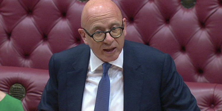 Adaletten Sorumlu Devlet Bakanı Lord David Wolfson parti skandalı yüzünden istifa etti