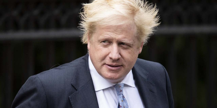 Boris Johnson’ın pandemi sırasında katıldığı partiden fotoğraflar basına sızdırıldı