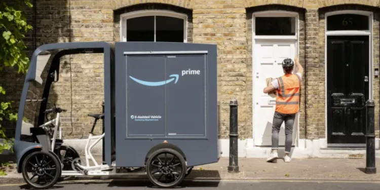 Amazon, Londra’da e-bisikletle teslimata başladı